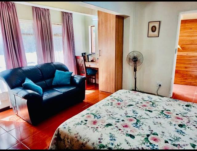 9 BEDROOM HOUSE FOR SALE IN VANDERBIJLPARK CW 1